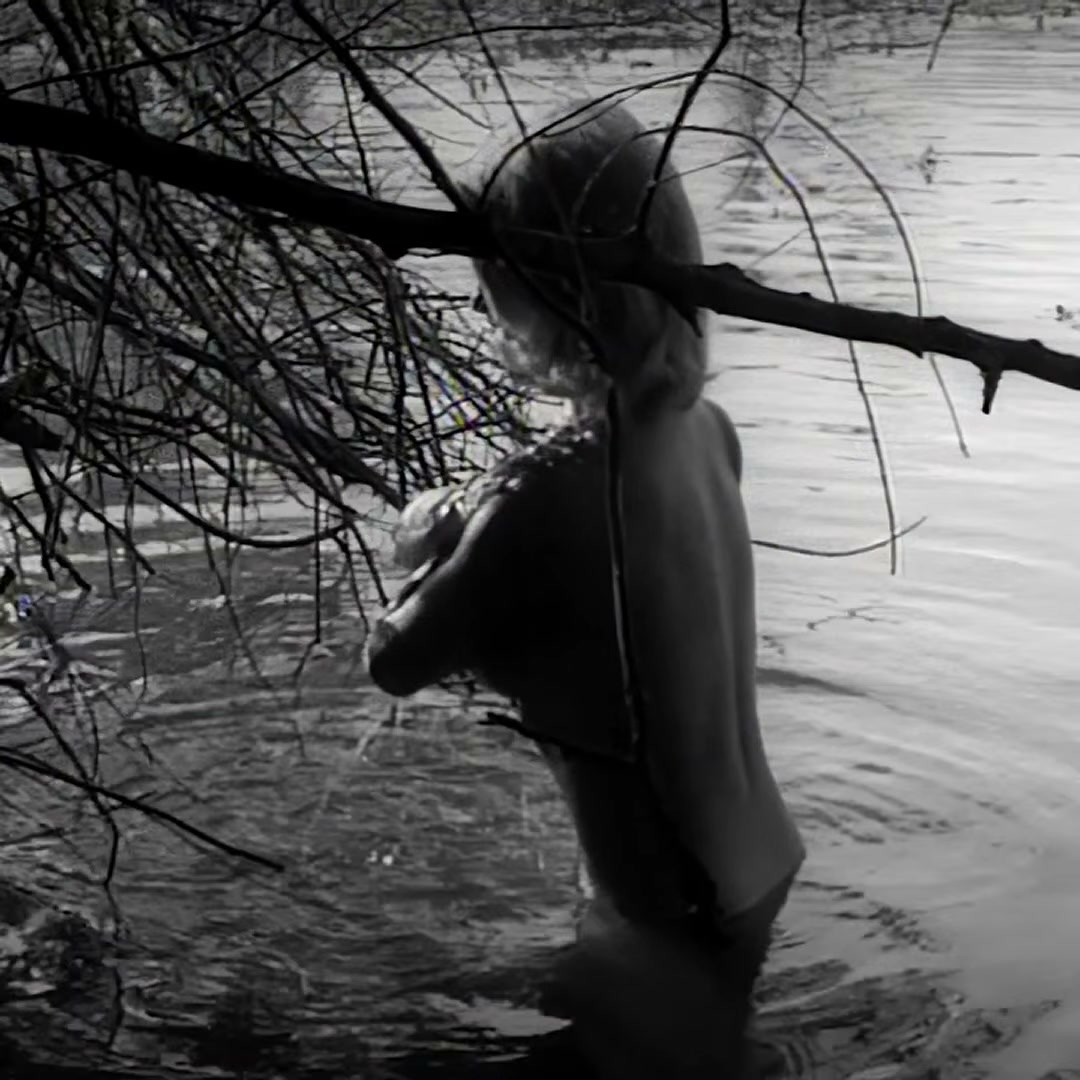 Lorna Maitland- Lorna (1964)