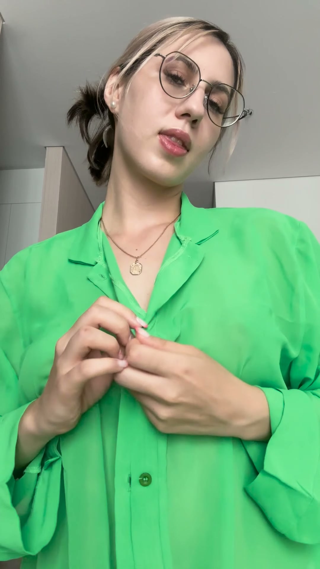 I feel hot when my shirt is open
