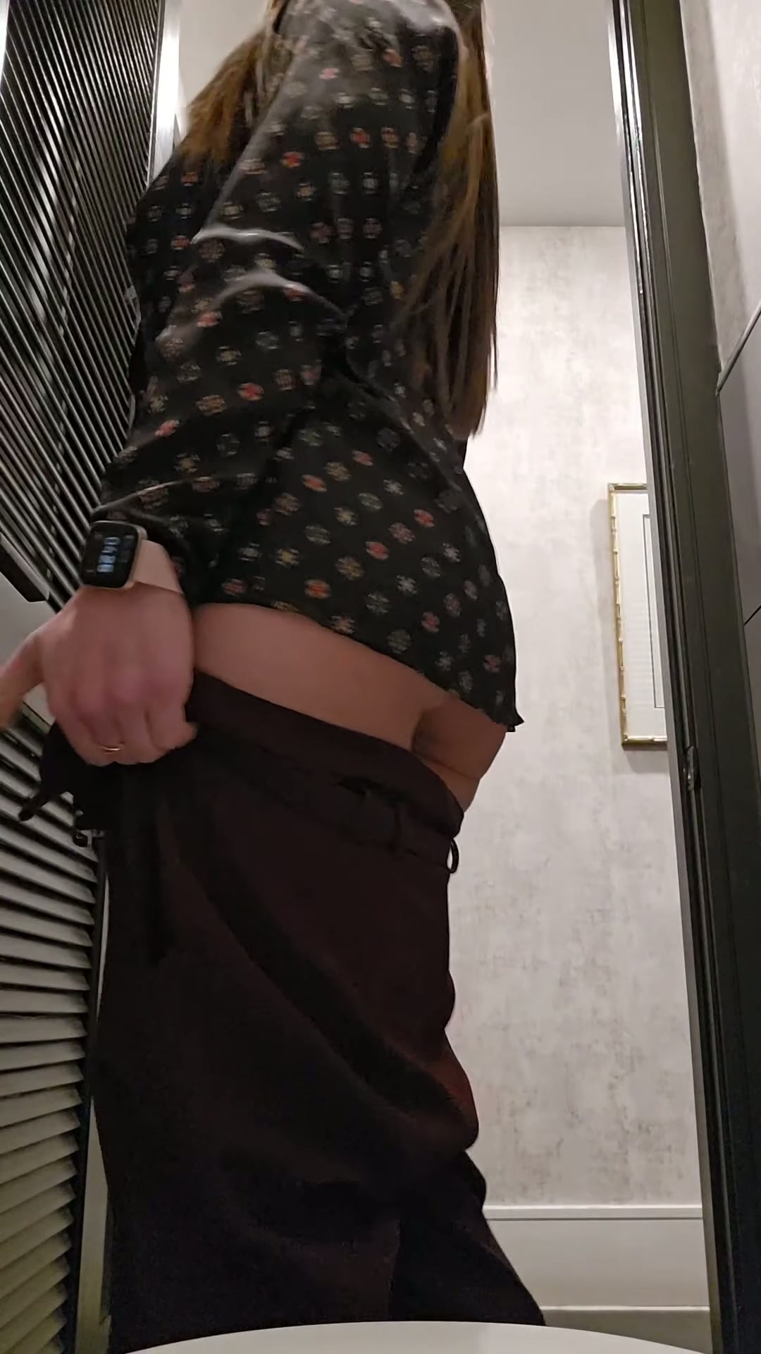 Let me spread these cheeks before I take a seat