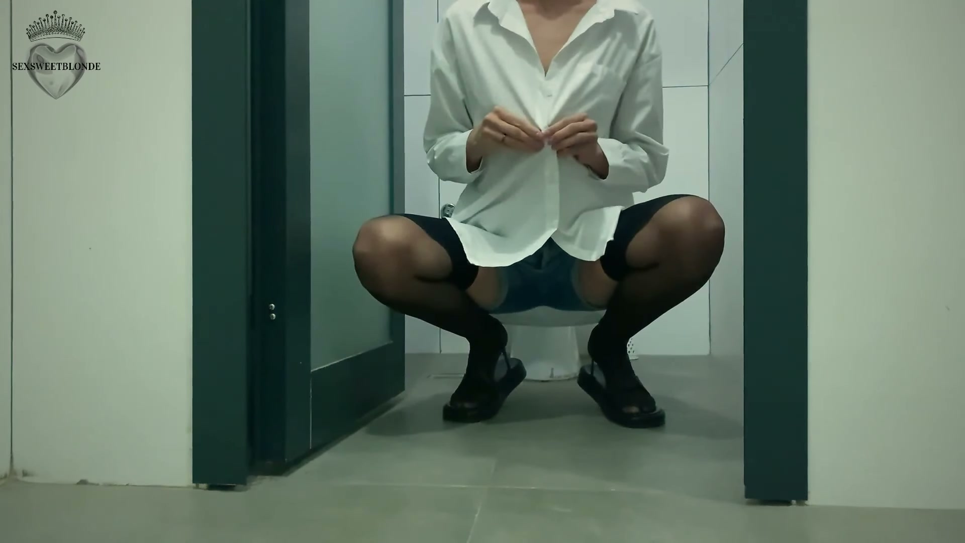 I'll fulfill your fantasy in a public place. Create a great customization. I also have a large collection of public videos that will bring you pleasure. I'm waiting for your message. [vid], [pic]