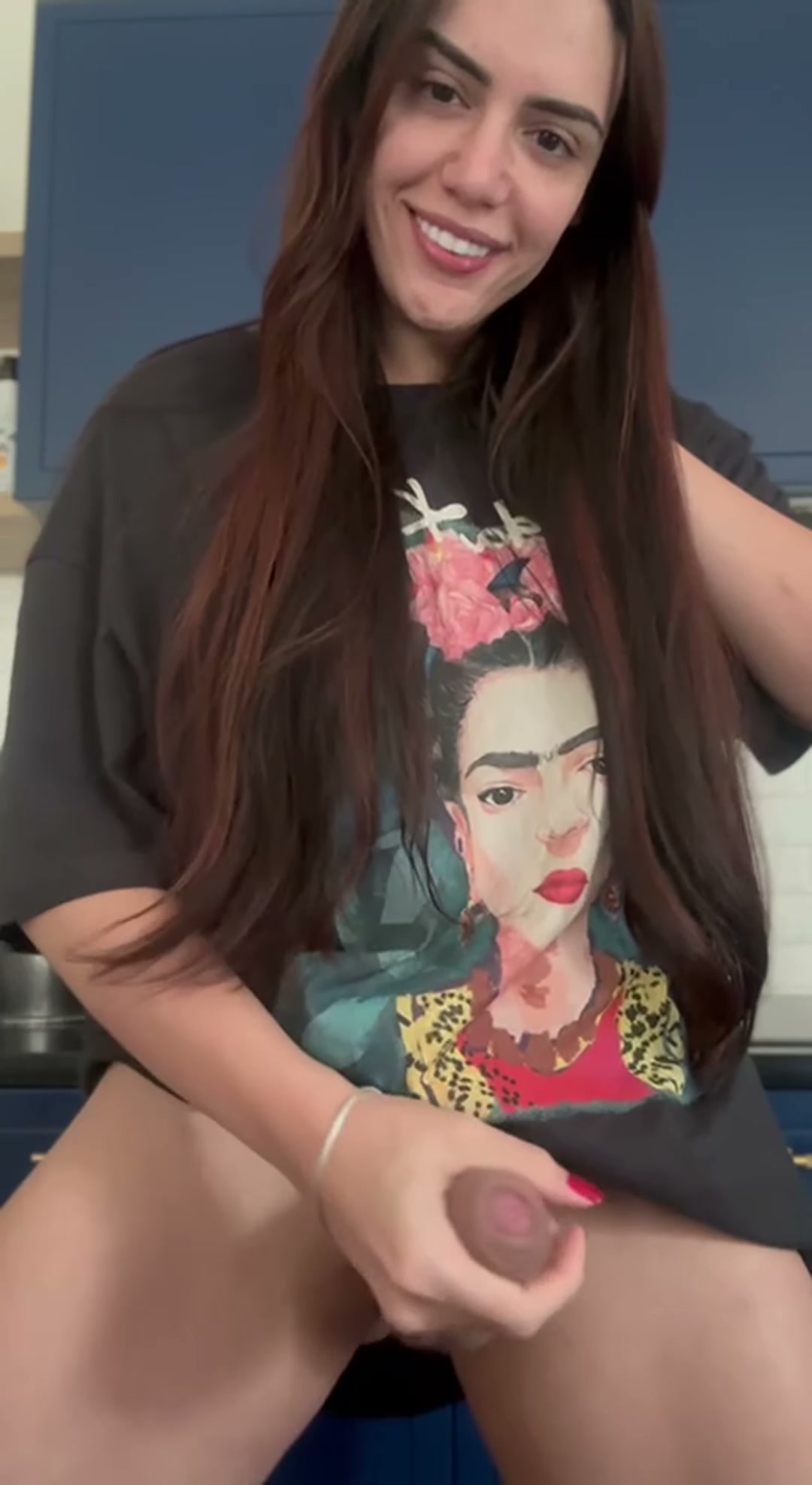 Any straight boys here that would let me breed for the first time?