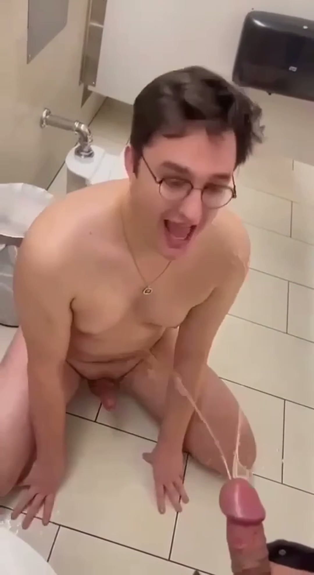 I just love piss