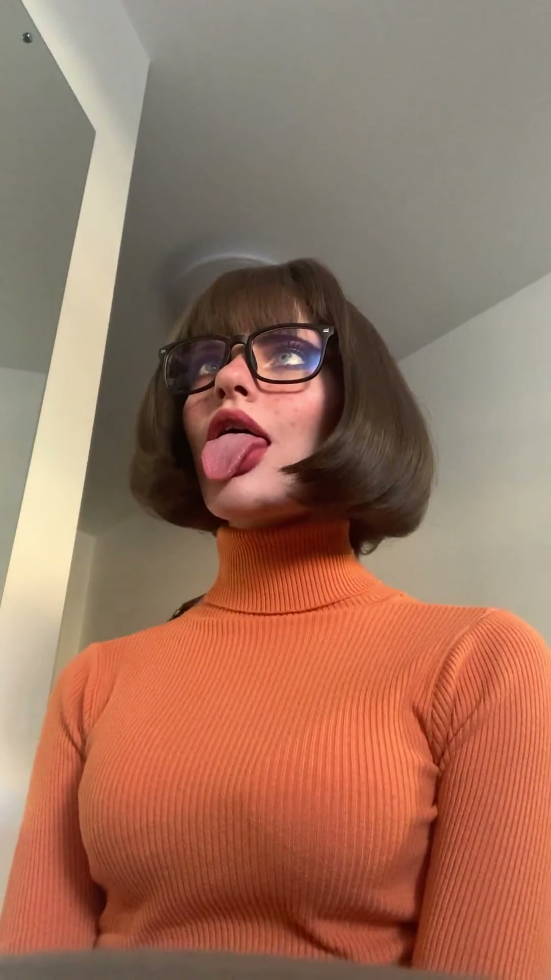 If this gets enough love, maybe I’ll bend over and “accidentally” lose my glasses 😏