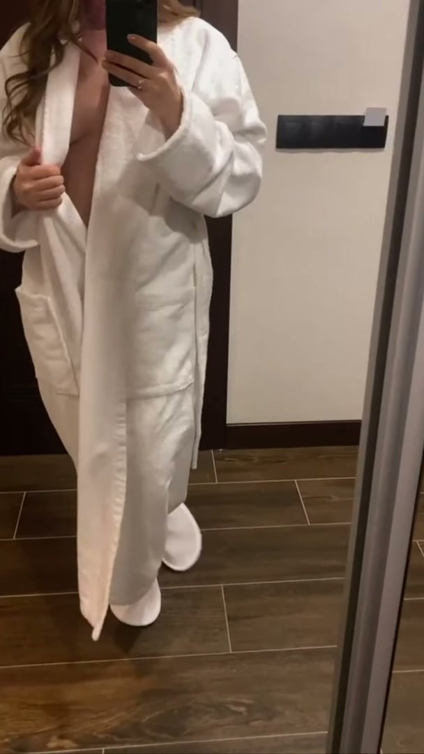 I feel very hot with a robe on my naked body F33