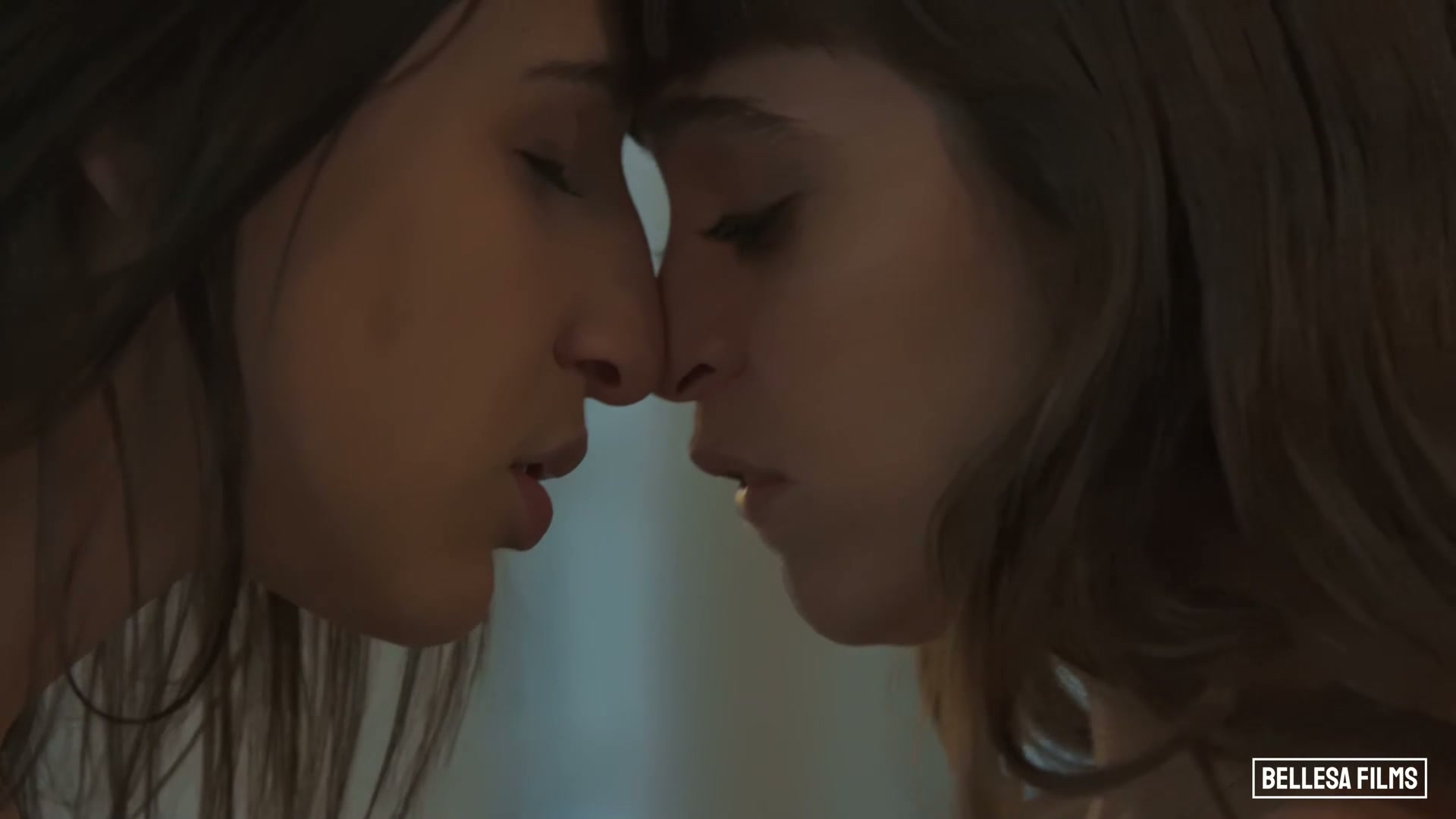 Riley Reid let’s Abella Danger take control