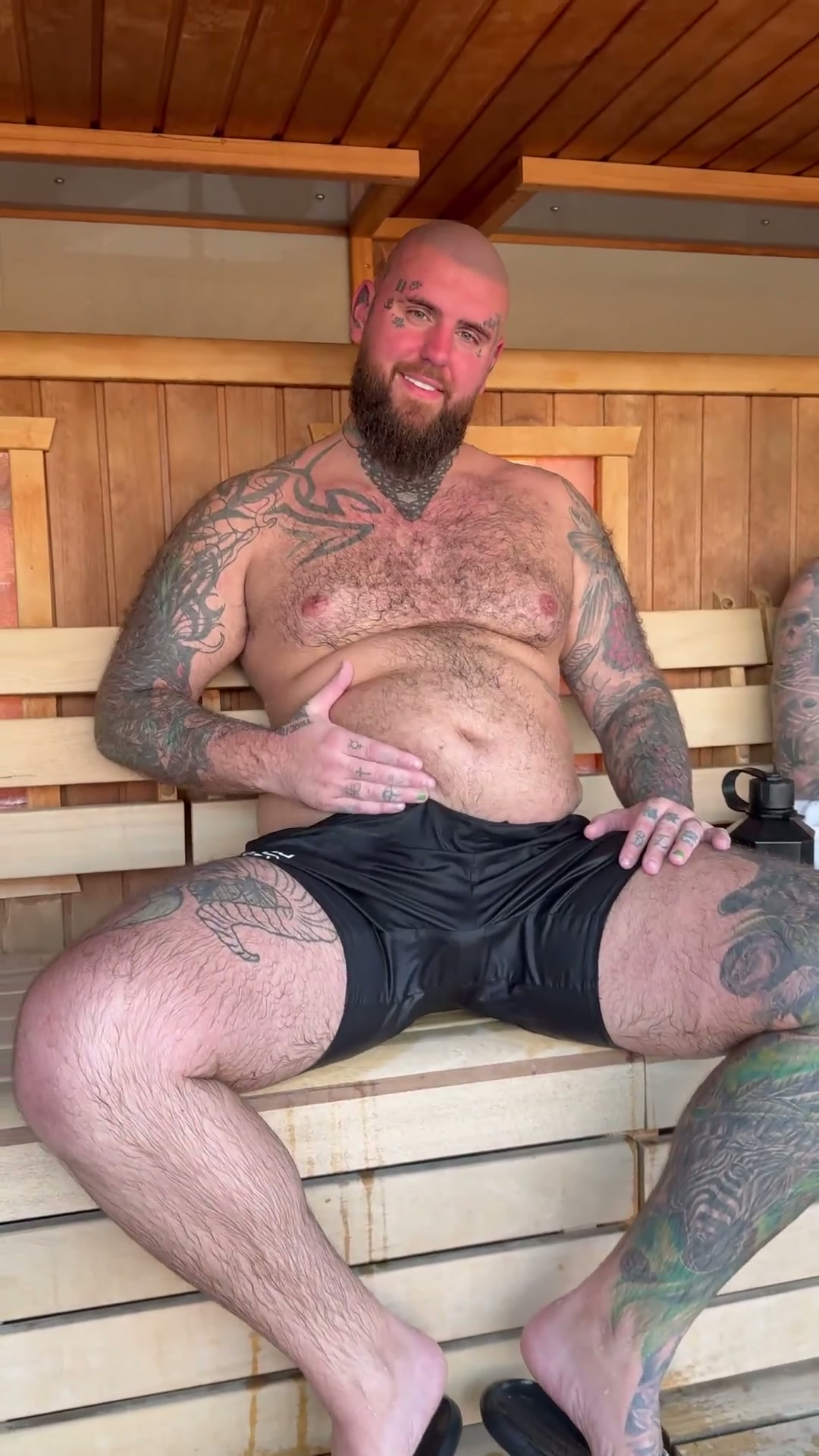 is it true that hairy is hotter than shaved?