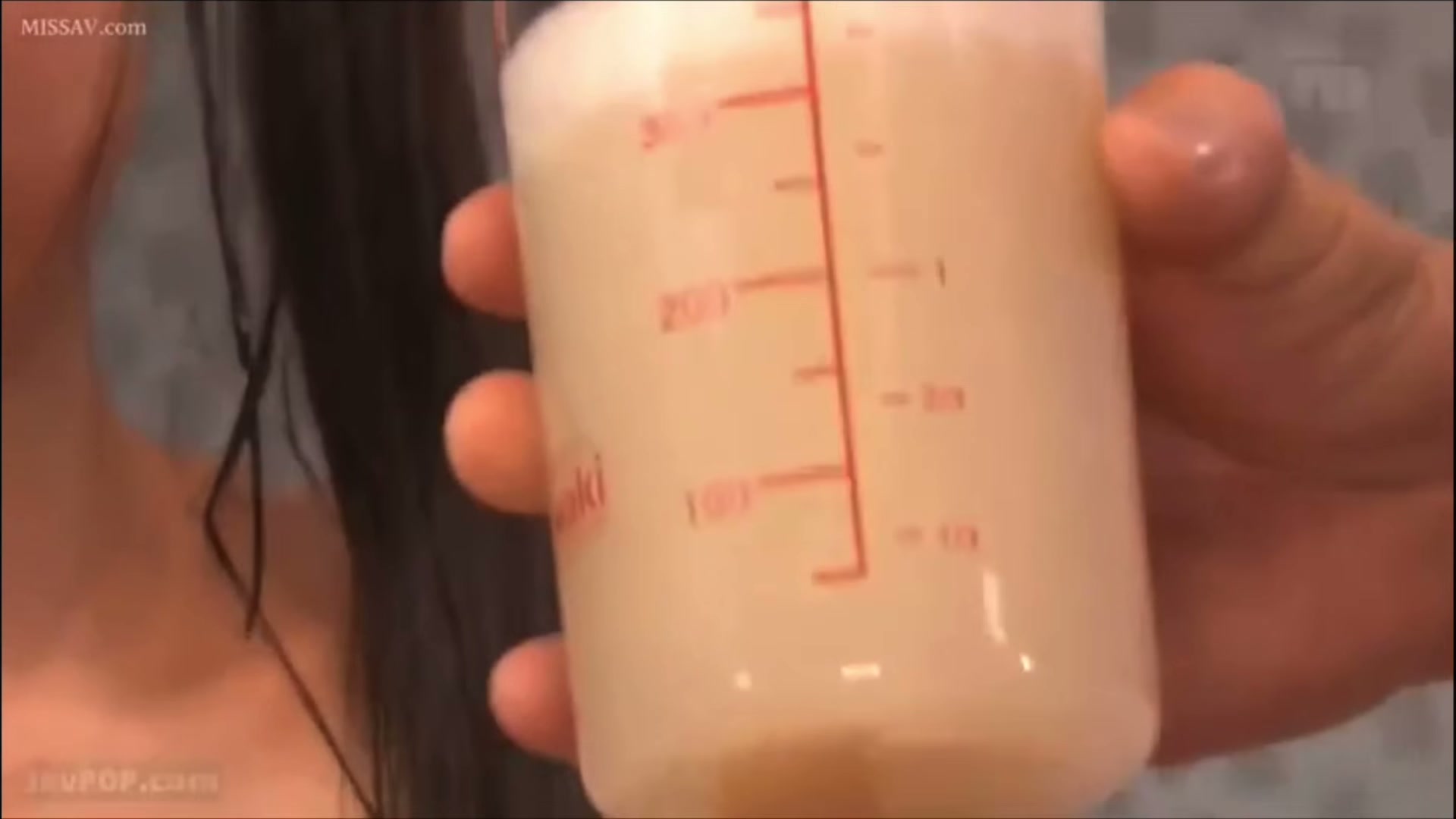 Japanese cumsluts measuring their loads