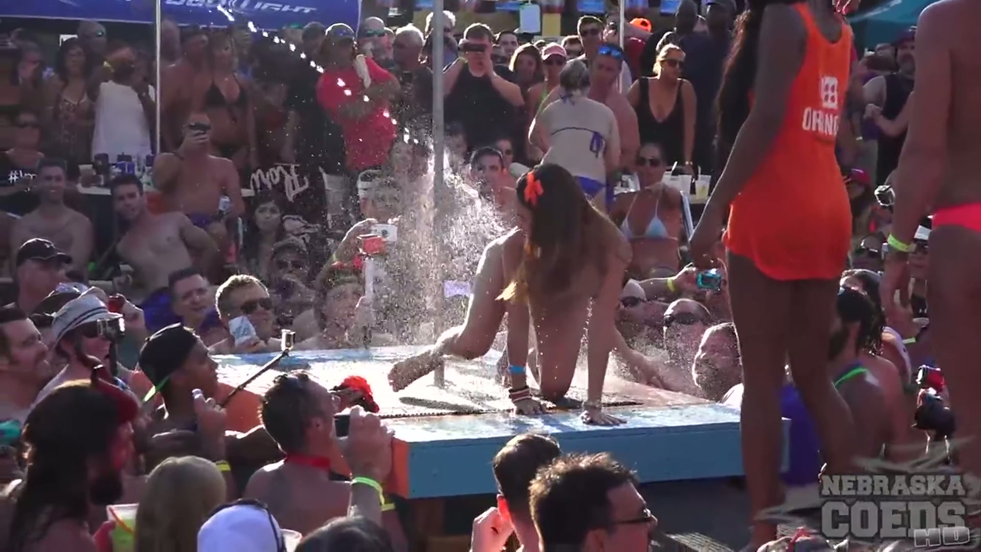 Amateur Teen gets Naked on Stage at a Contest