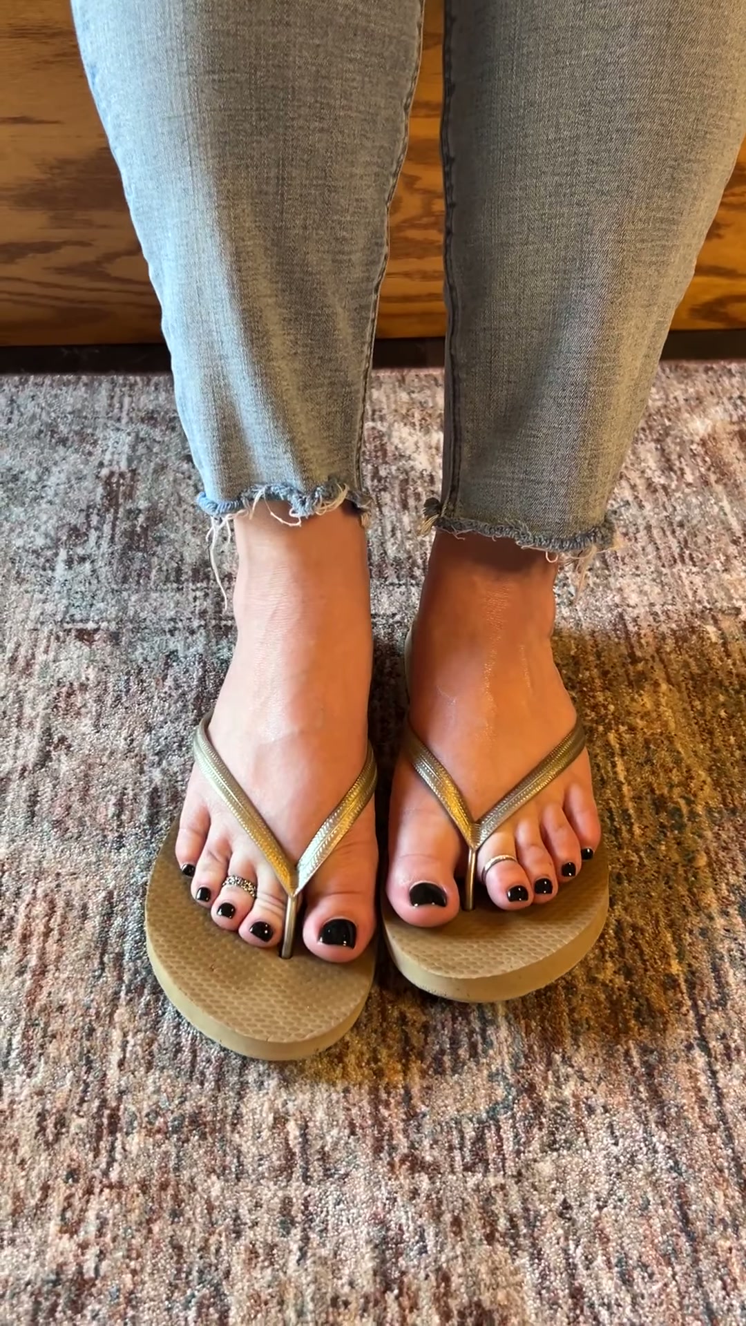 My feet wanna come out and play