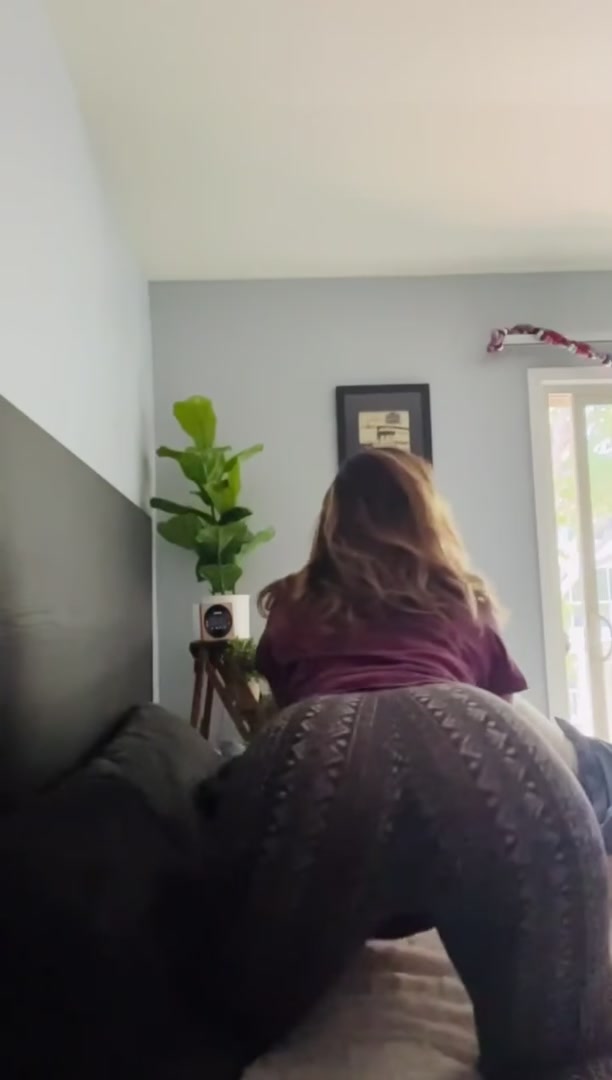 Remy shaking her fat ass on twitter