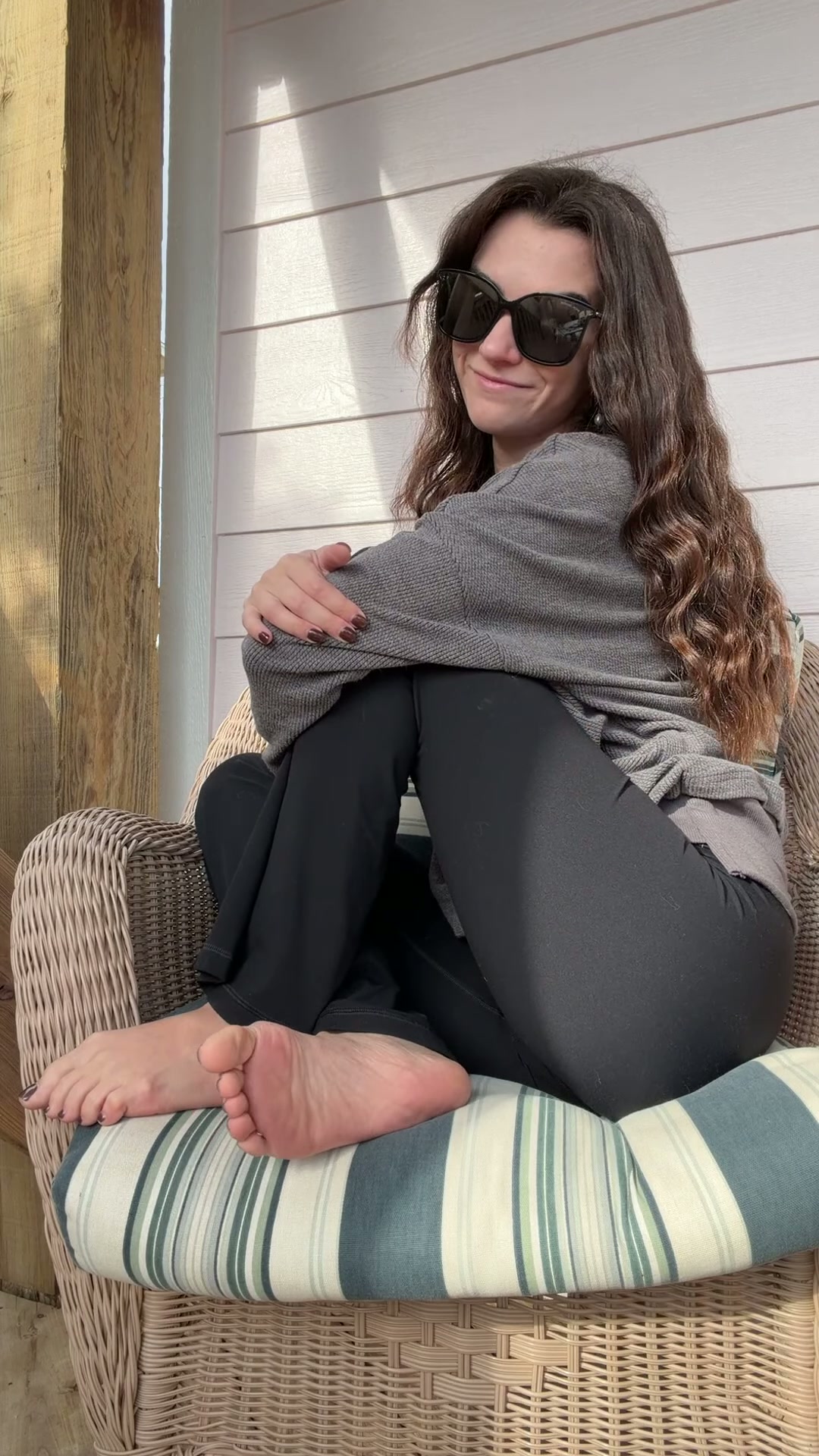 I love when I catch someone staring at my feet. Would you have the courage to say hi?