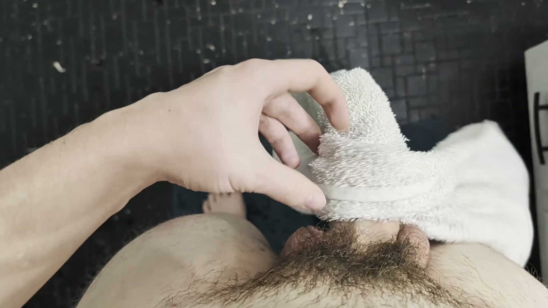 18 pansexual towel drop