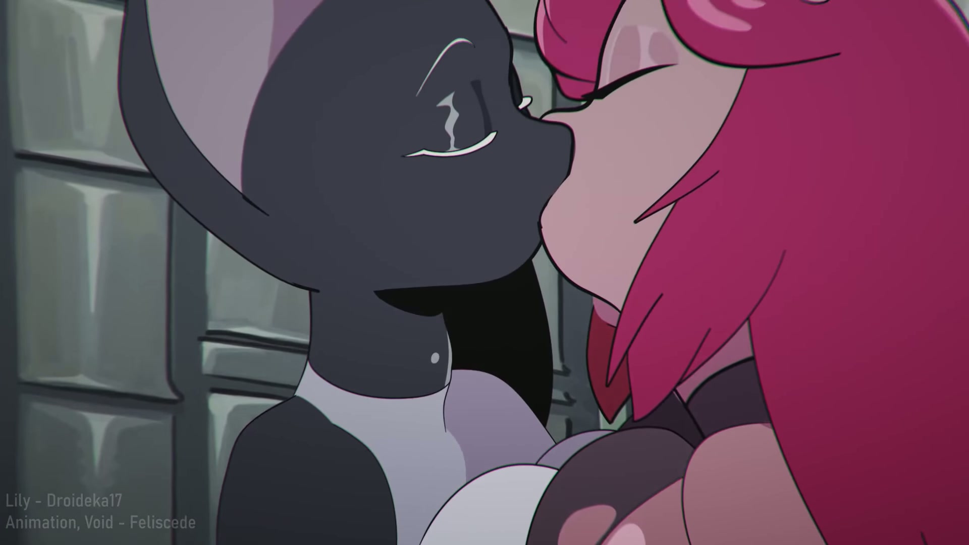 I want us to make out at the bar, tongue each other's throat, and make you cum, just like that ♥