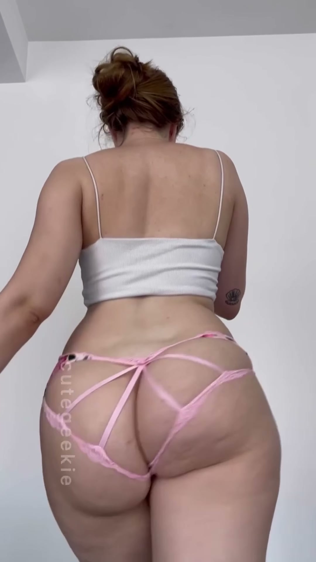I love how these panties left me some space to show you my dimples! 