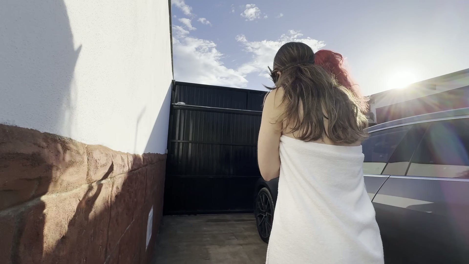 Long story short... Second attempt to do a pizza dare on our "nudity-friendly" airbnb and... Plot twist, it was a delivery WOMAN. Luckily she enjoyed it MUCH more than our first attempt, as she's bisexual (...Believe me!) and... Quite friendly hahaha. I'll publish the whole story some other day! 
