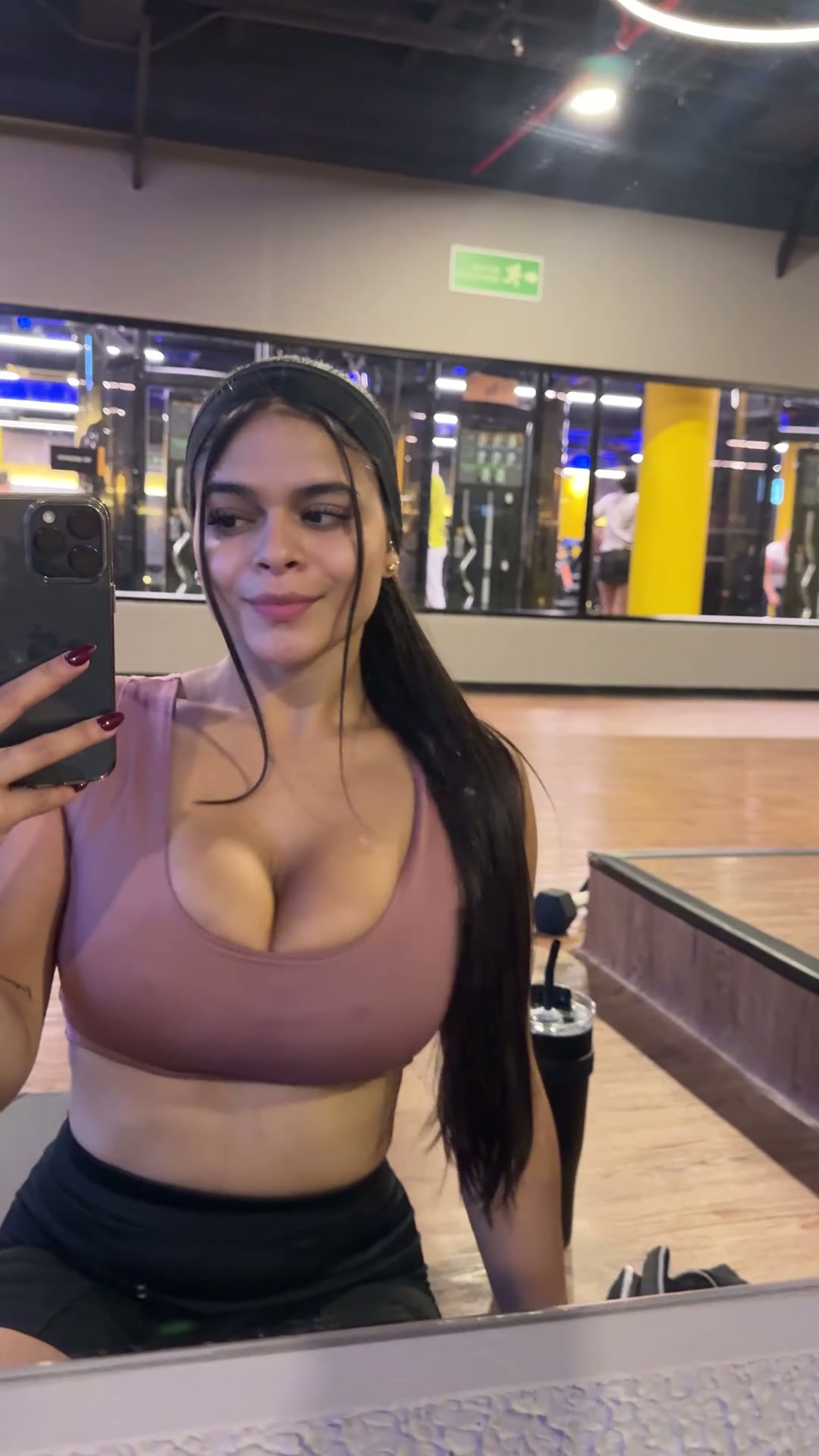 Just enough sweat to make it look sexy