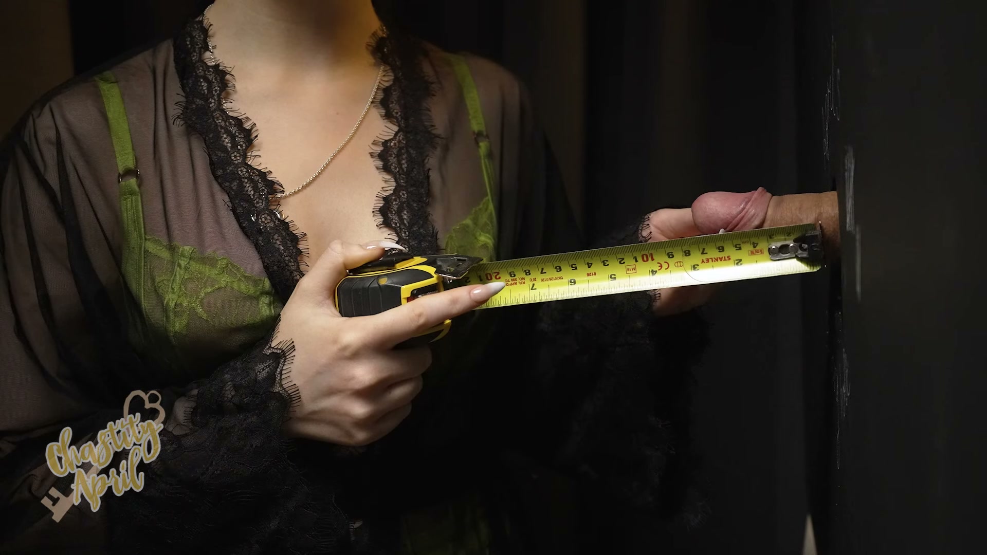 Do you dare to try April's Glory Hole? Will you pass the test? Or will you get caged by the ultimate goddess...