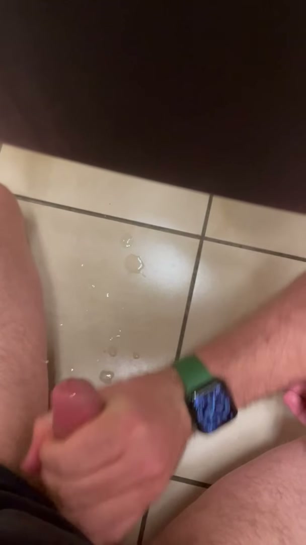 Went to a normal spot of mine at the mall and it only took about 5 minutes for this guy to walk in and help me shoot my load