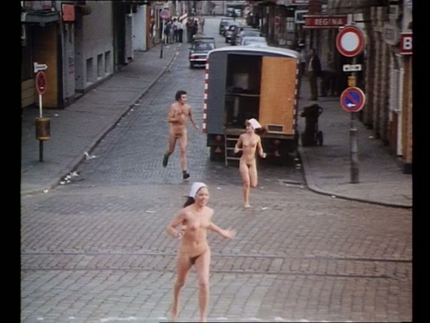 Gipfelgluck im Dirndlrock - 1972