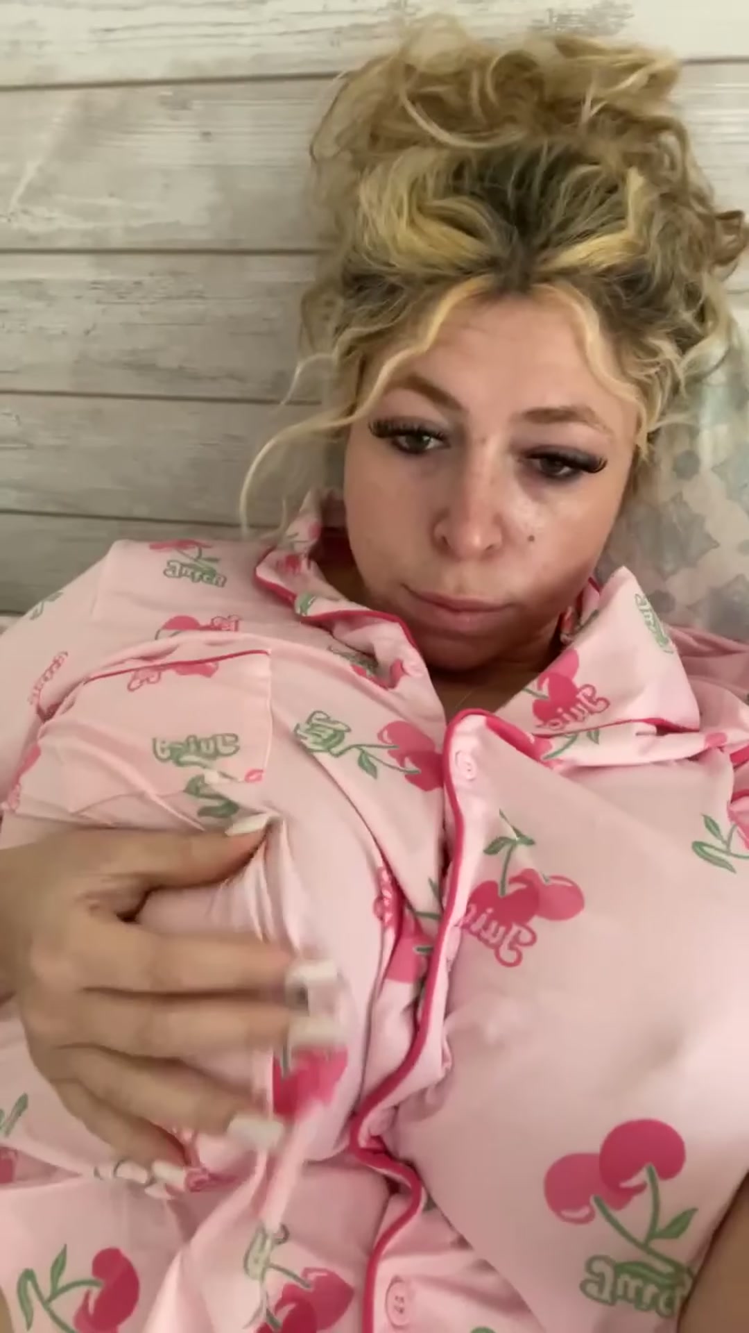 natural big college tits (reveal)
