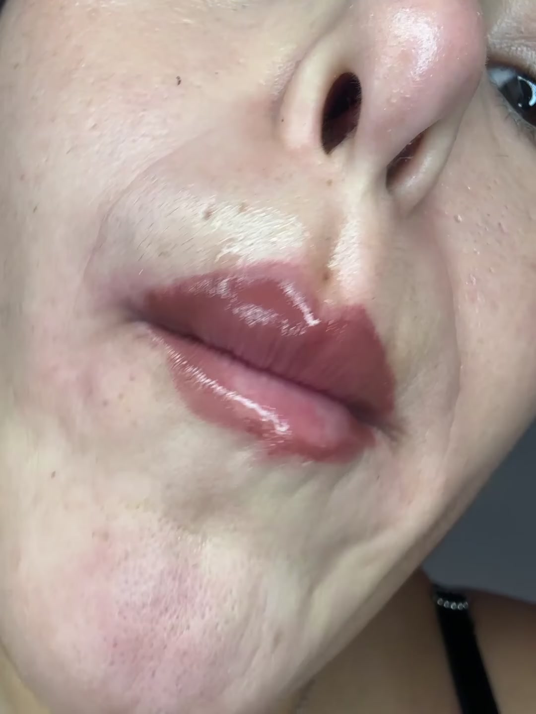 Imagine if a girl with braces sucked your whole face.