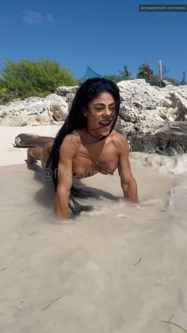 Can we work out naked at the beach