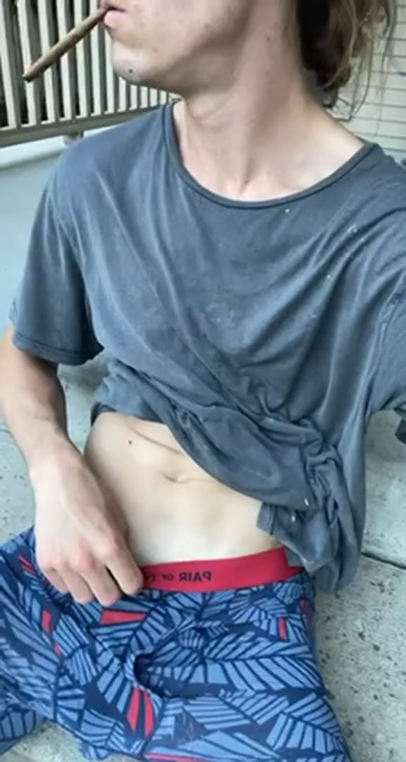 My two favorite hobbies: smoking weed and showing off in public (: