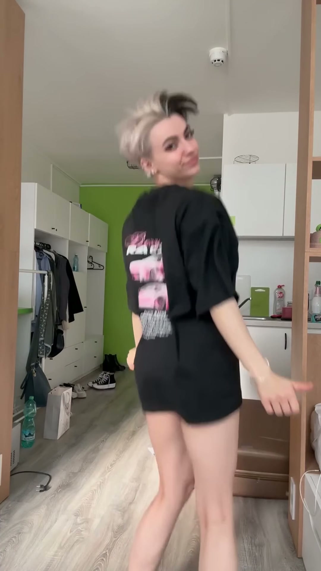 clothes vs naked