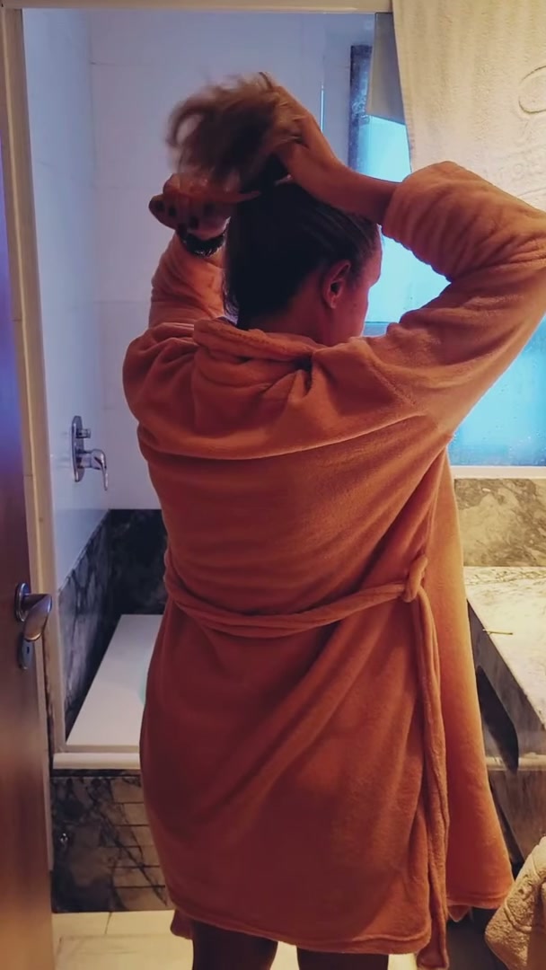 Hey Babe, How about a delicious shower to start our day?