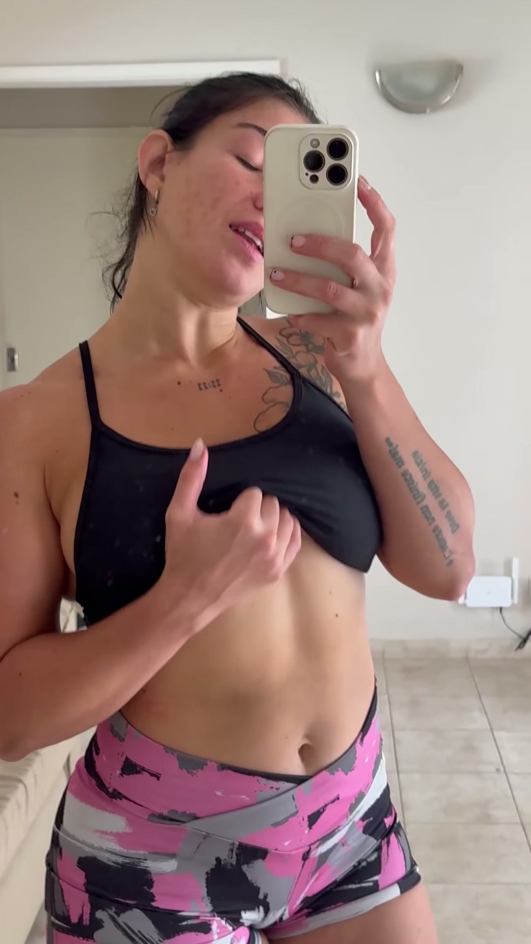 my sportsbra can't let go of my tits
