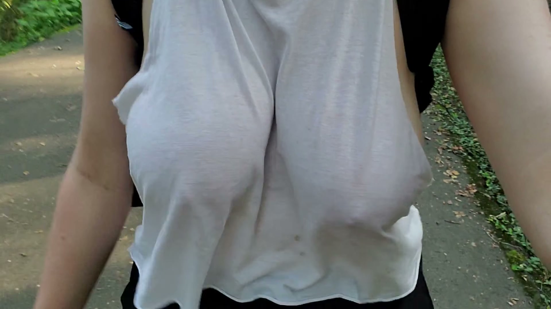 Swaying in the breeze - the hike is always better with no bra