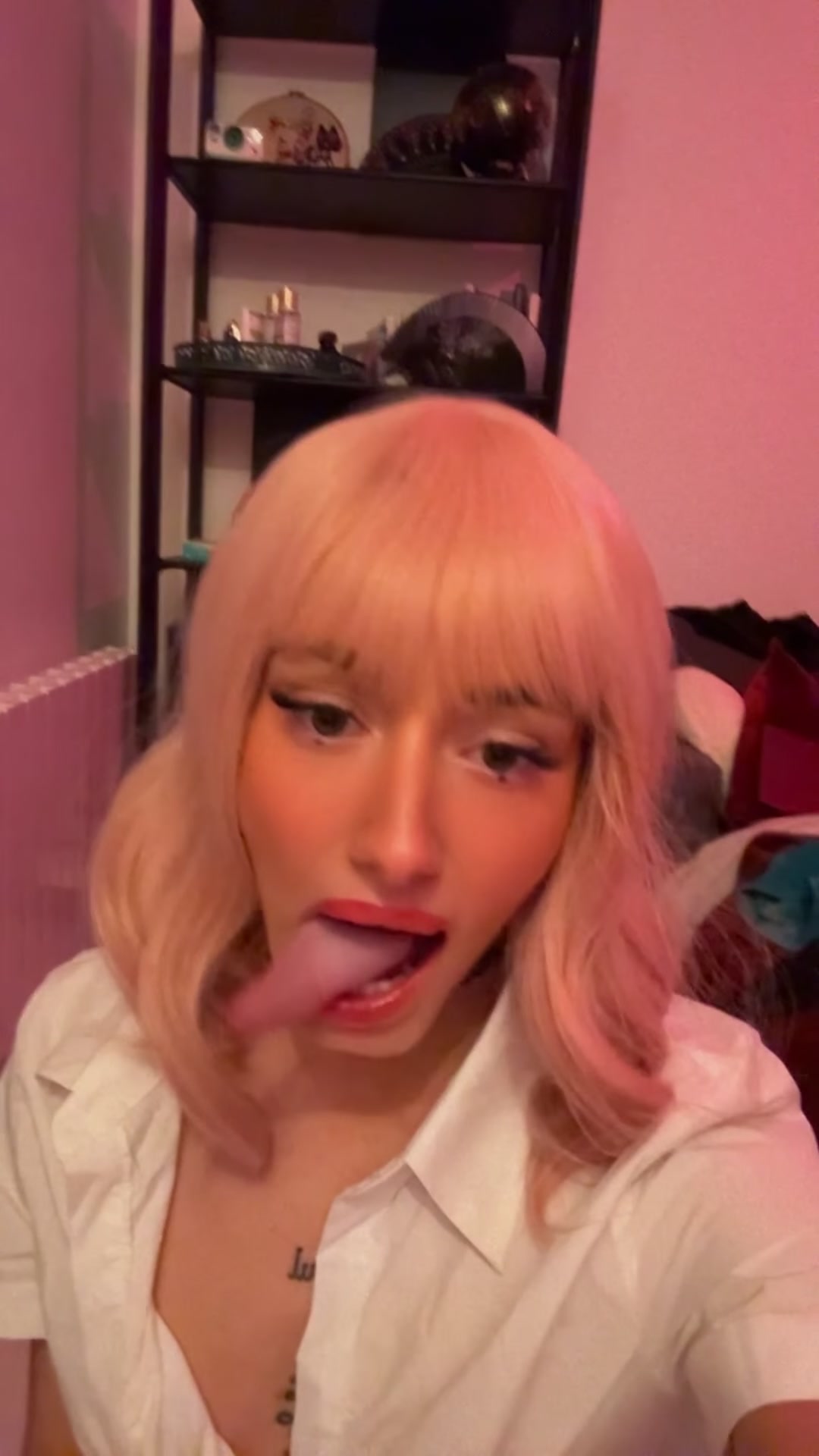 Could you suck my tongue?