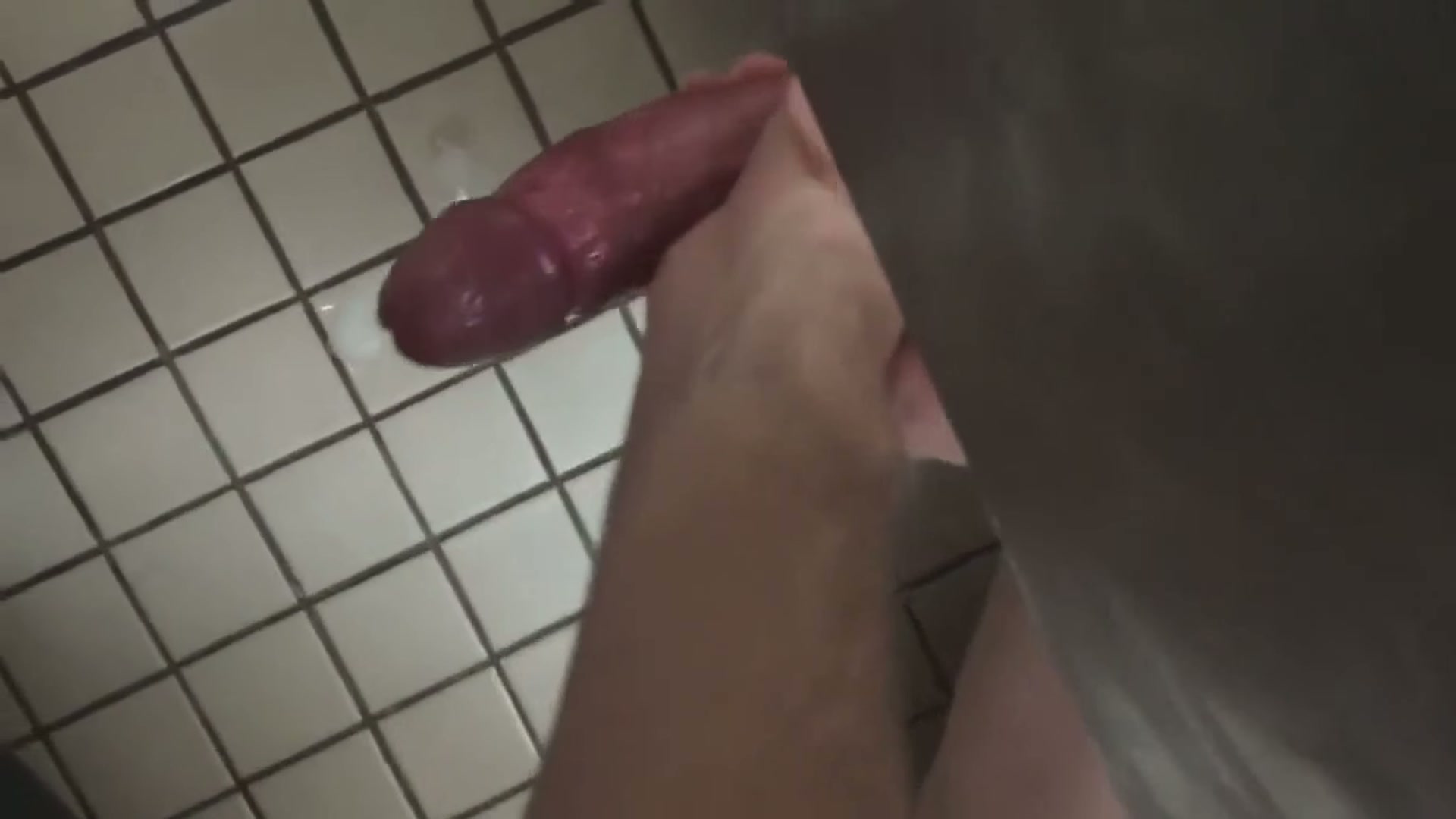 Understall jerk off