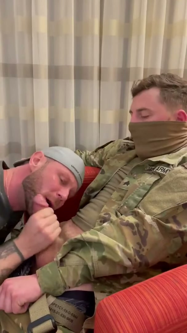 Horny army bro gets huge load wired out of him [30]