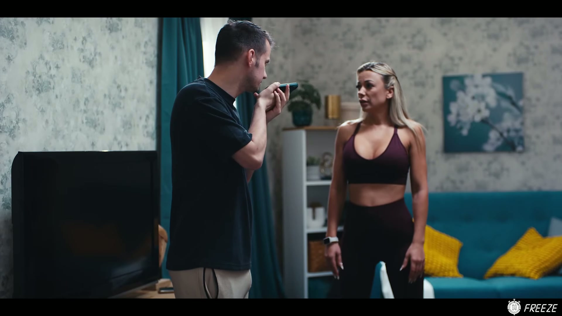She belittled him until he found an app with time stopping power