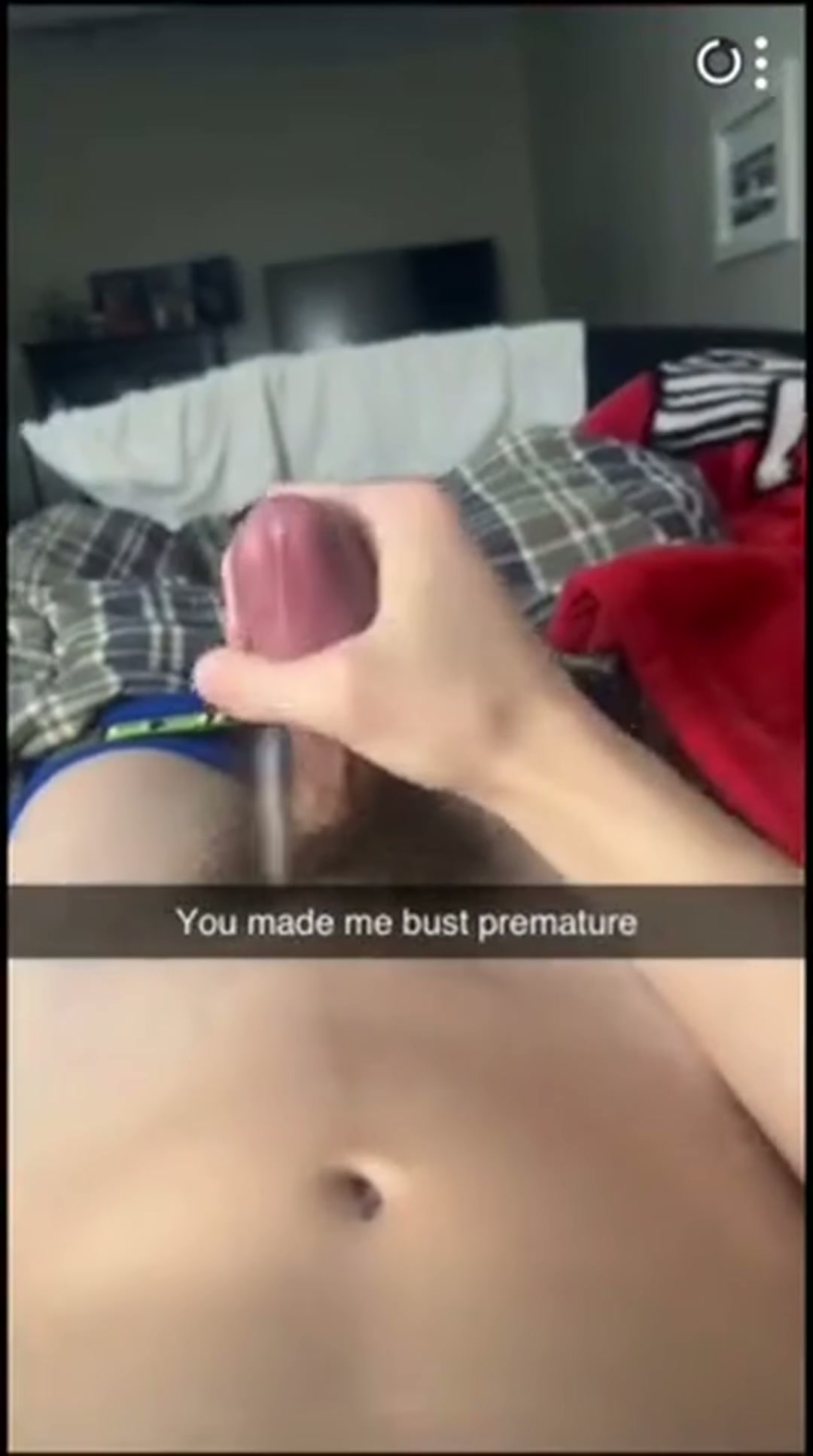 Nice tummy shot...