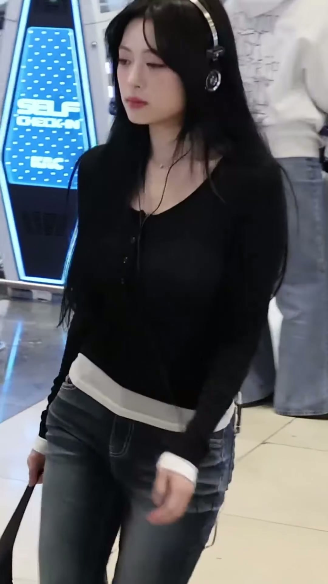 Ahyeon - BABYMONSTER
