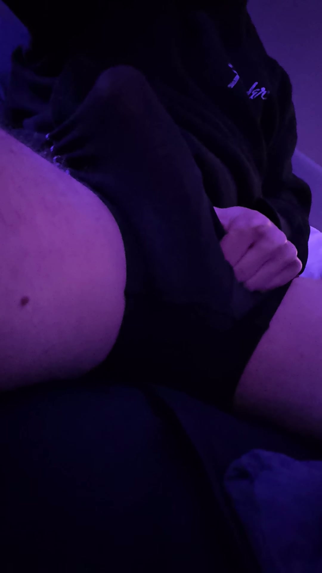 (26) Straight - boxers feel tight