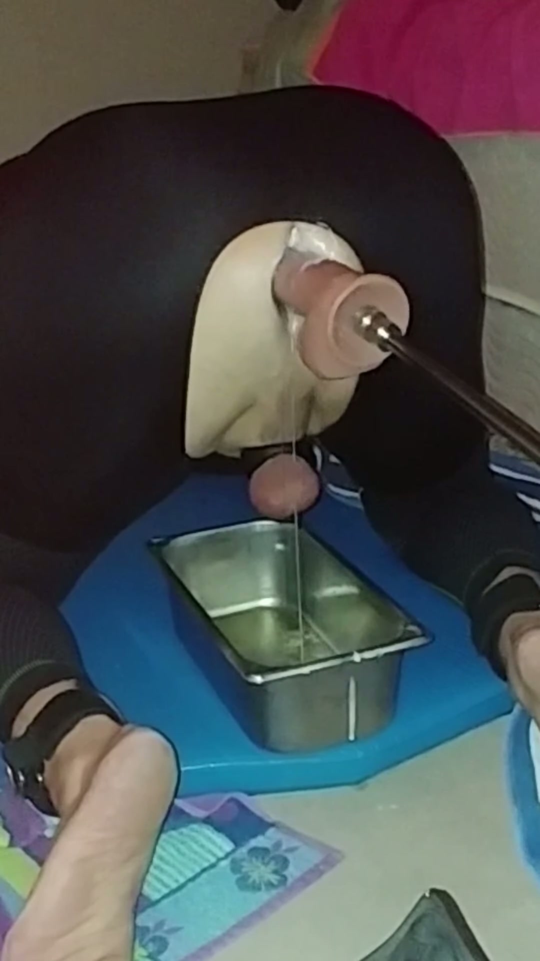 9" Dildo riding on the Hismith